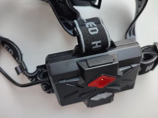 Налобний ліхтар bl-8070-p50 3 18650  powerbank Де купити