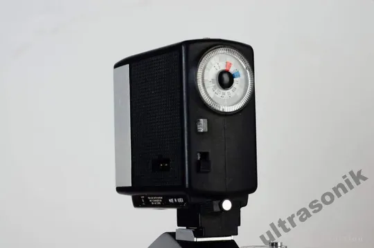 Купити универсальная фотовспышка Vivitar Auto 252