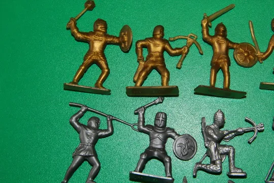 Купити ЛИЦАРІ рыцари 50мм Китай  НАБІР  14 фігурок