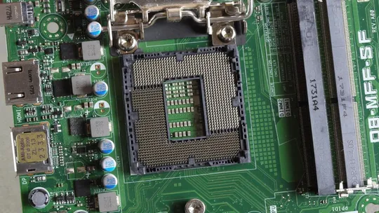 материнская плата miniITX DELL OptiPlex 7050M USFF  (s1151, SR2C5  (Q270), 2xDDR4, M.2, Desktop/Slim Де купити