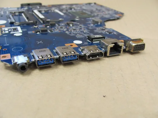 740-7 материнська плата РОБОЧА  SR1E3 Pentium 3556U 448.04X09.001M для Acer Aspire E5 E5-773 E5-772 оригінал Продаж