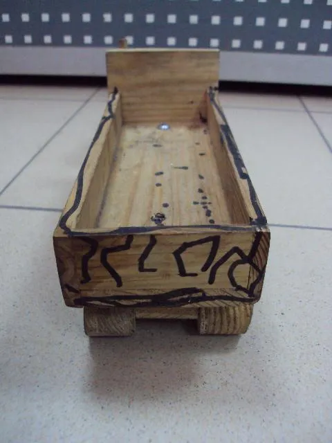 Детская игрушка машинка Сходница (Східниця) грузовик дерево длина 33,3 см №11133 З аукціону