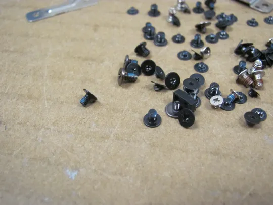 839-34 комплектуюче кріплення гвинти для Dell Latitude 9410  2-in-1 оригінал Інтернет-аукціон