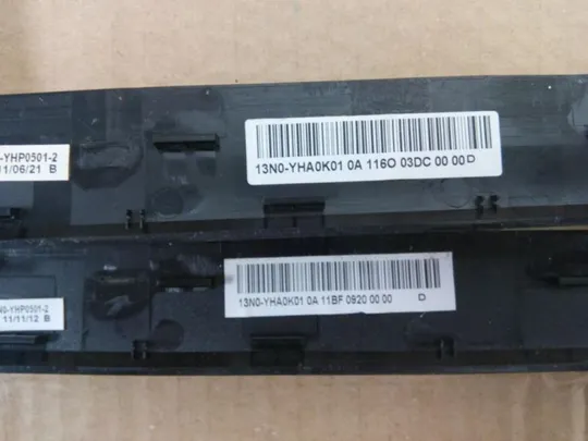 №331-5 рамка матриці 13N0-YHA0K01 для MEDION X6816 X6815 оригінал Інтернет-аукціон