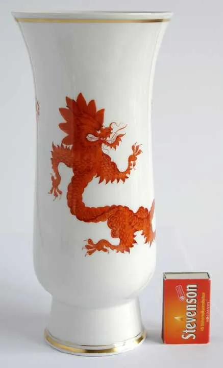 Антикварна ваза "Червоний Дракон Мін", 1964 рік, Meißner Porzellan З аукціону