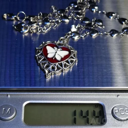 Підвіска з кулоном у формі серця. Недорого