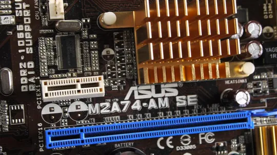 комплект плата ASUS M2A74-AM SE socket AM3 + проц AMD Phenom II 965 BE + 2Gb DDR3 + ATI 5450 Де купити