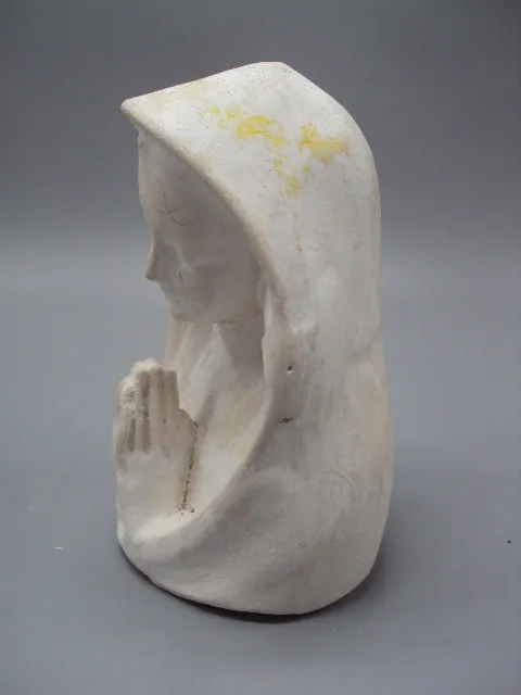 Фигура лтяжелая гипс статуэтка Божья Матерь Мария Богородица молится бюст высота 14,5 см №15606МЯ З аукціону