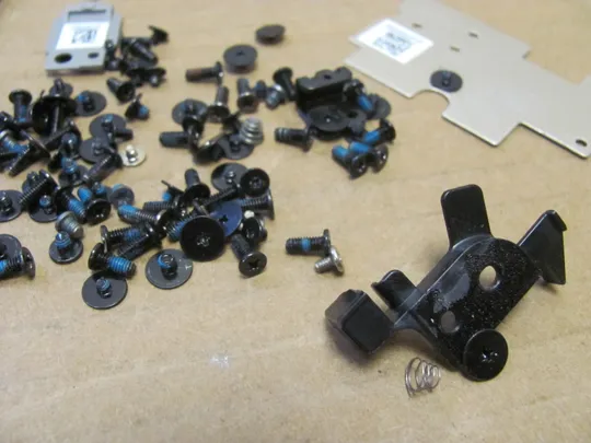 номер1023-9 комплектуюче кріплення  гвинти для HP Zbook Fury 15 17 G7 G8  оригінал Продаж