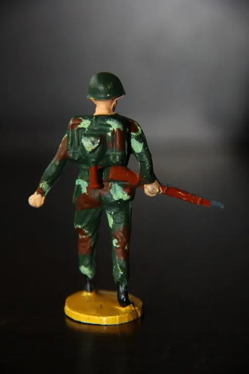 Купити солдат MERTEN ФРГ 65-70мм