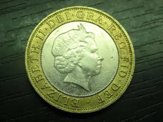 Купити 2 фунта 2012 Британія