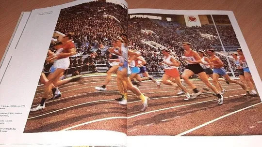 Фото Альбом &quot;Спорт-посол мира&quot; Год издания: 1977. З аукціону
