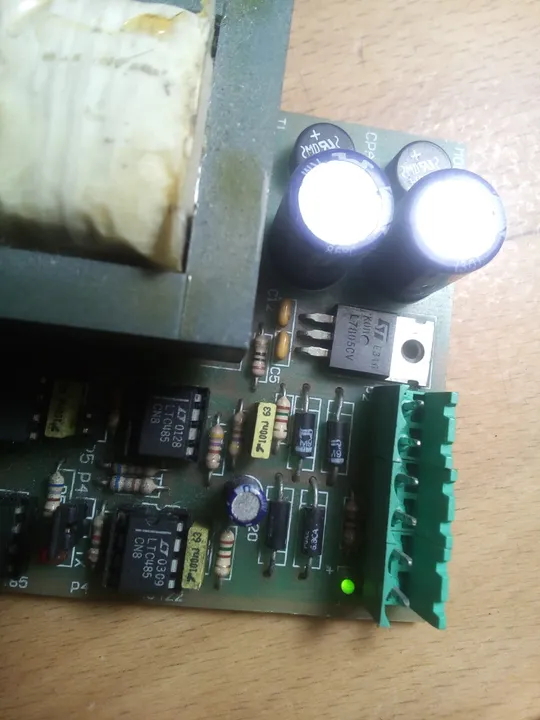 Блок живлення від промислового приладу З аукціону