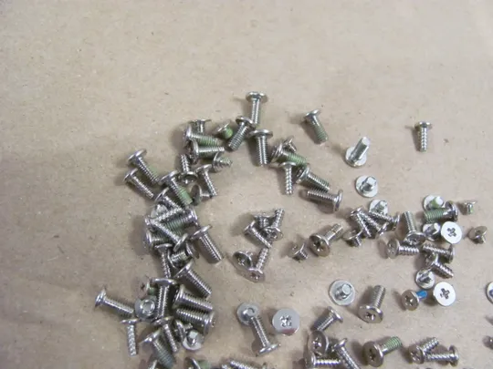 564-15 комплектуюче гвинти  для FUJITSU LIFEBOOK E736 E746 E744 E756 оригінал Продаж