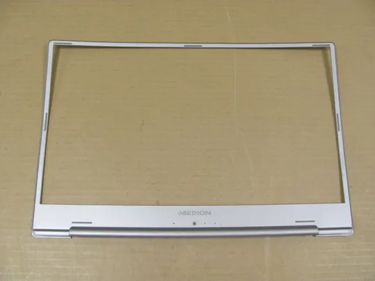 831-4 рамка матриці 13N1-8DA0Q01 13N1-8DA0711  для  MEDION AKOYA E17201 S17402 P17603  оригінал Ціна