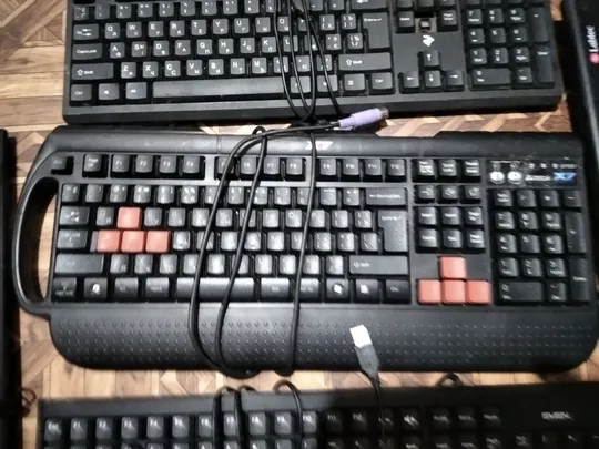 МЕГА ЛОТ клавіатур Продаж