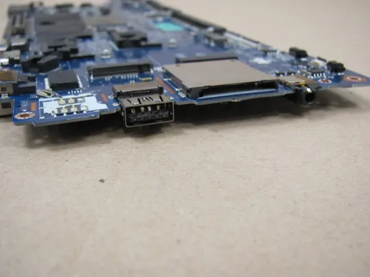 594-13  материнська плата AAZ60 LA-C461P  i5-6300U SR2F0  для Dell Latitude E7470  7470 оригінал Де купити