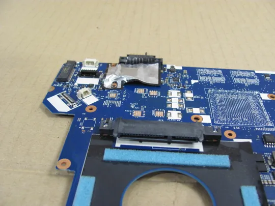 731-7 материнська плата РОБОЧА BE560 NM-A561 SR2EU i3-6100U для Lenovo ThinkPad E560  оригінал З аукціону