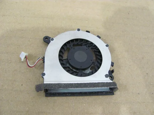 550-21 Вентилятор (кулер, FAN) BA31-00125C для SAMSUNG NP530 NP530U3C 530U оригінал Інтернет-аукціон
