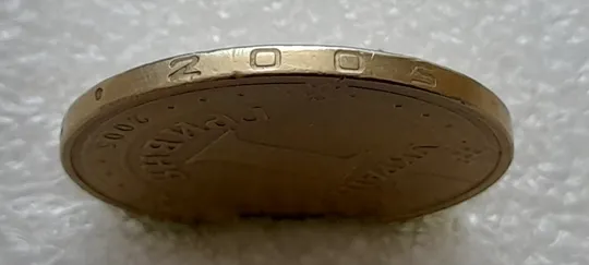 (4687) 1 гривня 2005 розколи на аверсі (1 гривна 2005 брак, тріщина штемпеля) Недорого
