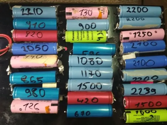 Аккумуляторы Li-ion 18650 2400mah - 2499mah Є Кількість! Ціна