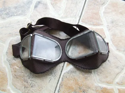 фото, Очки стекляные защитные для токаря или... 1950- 1960 гг