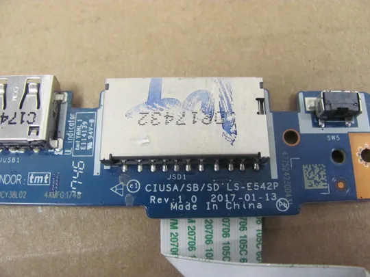 759-49 плата USB AUDIO SD LS-E542P NBX00025C00 для Lenovo Ideapad 320s-14 320S-14IKB  оригінал Де купити