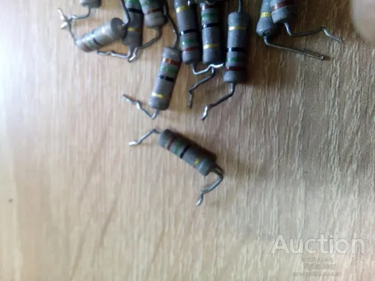 Купити РЕЗИСТОРИ 15ом імпорт лот  10шт