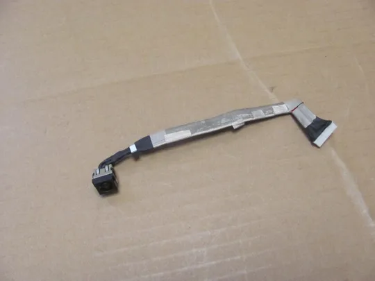 номер0977-22  роз&#039;єм живлення Роз&#039;єм зарядки Гніздо живлення Штекера живлення Зарядний порт Роз&#039;єм адаптера живлення power connector 0VD7CJ DC301018L00 для DELL Precision Precision 7670 7680  оригінал Де купити