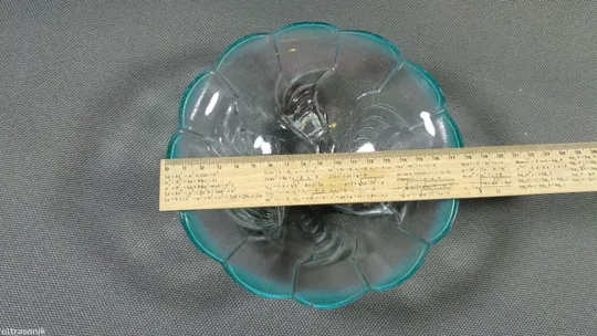 Цукерниця ваза кольорове радянське скло з бірюзовим кантом Вживане Інтернет-аукціон