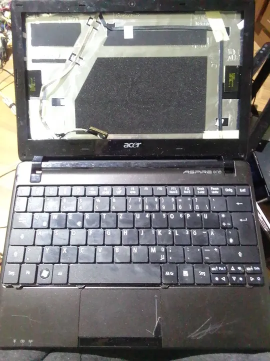 Купити ноутбук 10" acer d270