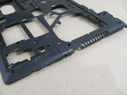387-4  Кришка дно піддон корпуса  AP0U1000300  для   Lenovo G70 G70-70 G70-80 B70 B70-70 Z70  оригінал З аукціону