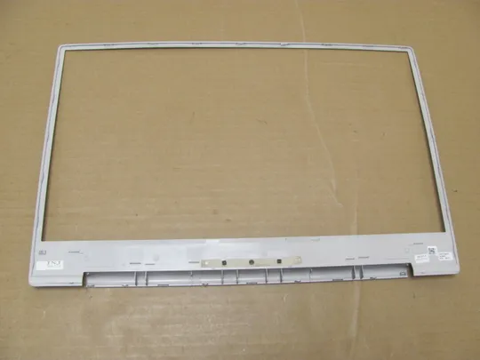 Купити номер0946-19 рамка матриці matrix frame Окантовка дисплея Рамка екрана Корпус рамка матриці 13N1-8DA0711 для MEDION AKOYA E17201 S17402 P17603 оригінал