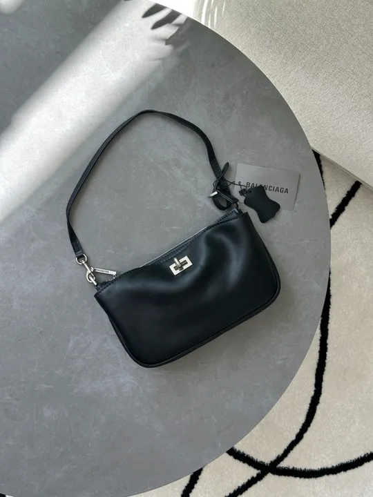 Сумка Balenciaga Rodeo Sling Pochette in Black/Silver 99696 в Україні