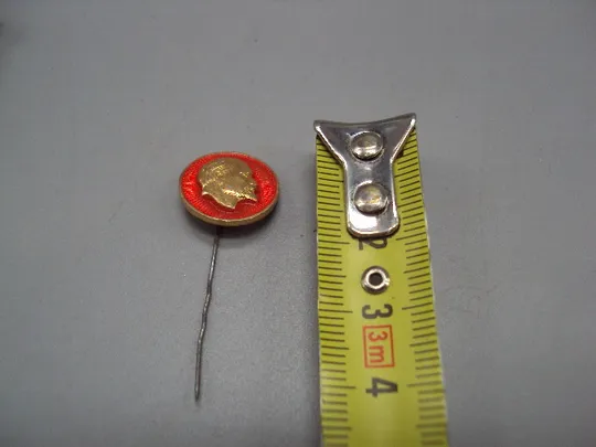 Купити Знак Ленин портрет профиль голова на красном фоне лучи ссср круглый фрачник игла №17665