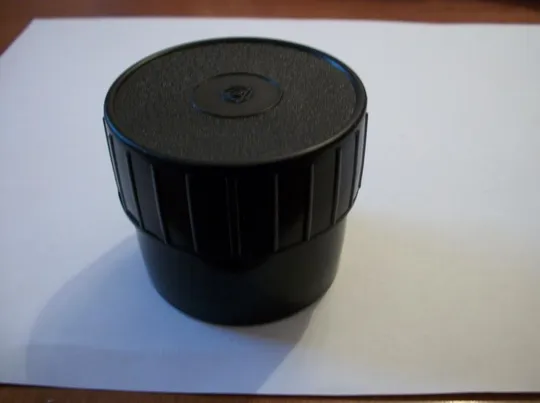 Футляр Лыткаринский Завод . Диаметр 5,5-см. Высота 5-см, для объектив  Гелиос, Юпитер,  черный Продаж