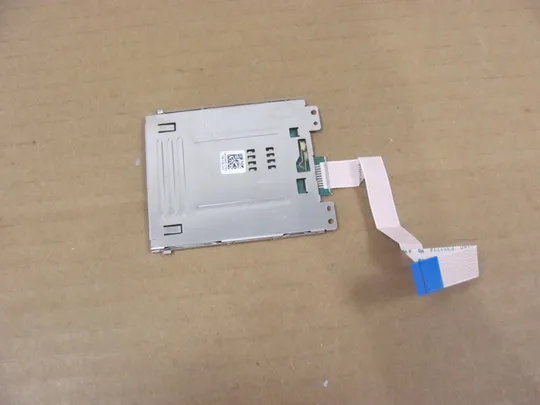 635-29 плата cardreader 0V0937  для Dell Precision 7710 7720 M7710 M7720 7510 7520 оригінал Ціна