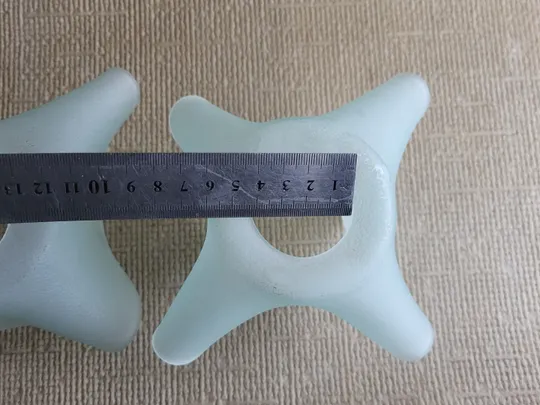 Плафоны стеклянные, матовые, 2шт З аукціону