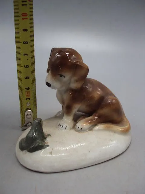 Фигура фарфор Германия щенок с лягушкой собака и лягушка собачка высота 7,5 см №14213 Де купити