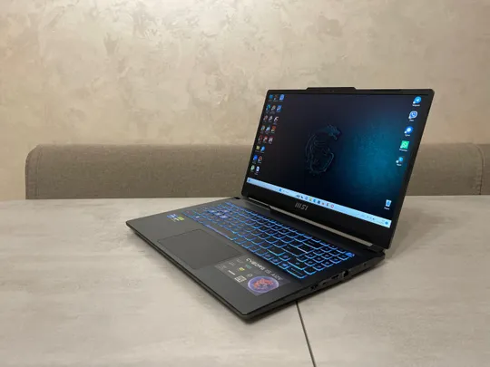 Купити Ігровий ноутбук MSI Cyborg 15 A12VF-055CA, 15,6 FHD IPS, i7-12650H, 16GB, 512GB SSD, nVidia GeForce RTX 4060 8GB