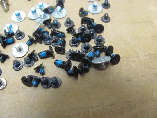 номер0929-21 комплектуюче гвинти для Lenovo IdeaPad  V310-15ISK V310-15IKB V510-15 V510-15IKB оригінал З аукціону