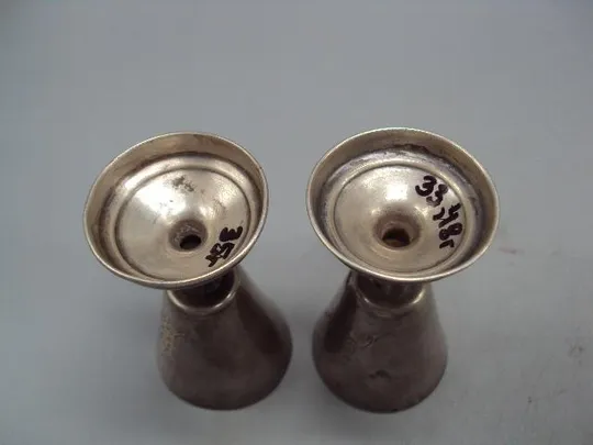 Рюмки стопки резьба виноград, груши и яблоки серебро 875 голова М3 вес 68,59 г рюмка лот 2 шт №14319 Інтернет-аукціон