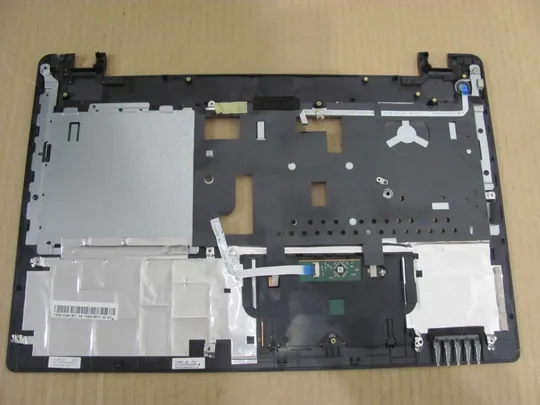 Купити 493-4 Кришка панель палмрест тачпад 13N0-CNA1501 для MEDION E6240T оригінал