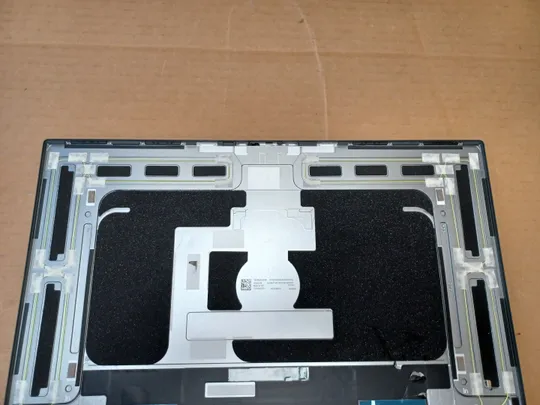 номер1056-1 кришка матриці 0MC6T9 з петлями для Dell  XPS17 XPS 17 9700 Precision 5750 Кришка дисплея Тильна кришка Корпус матриці Верхня кришка matrix cover Top Case LCD Cover Rear Lid Back Cover Housing Cabinet оригінал Характеристики