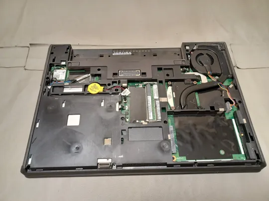 1243 LENOVO THINKPAD T440P  core  i5-4300m НІМЕЧЧИНА Де купити