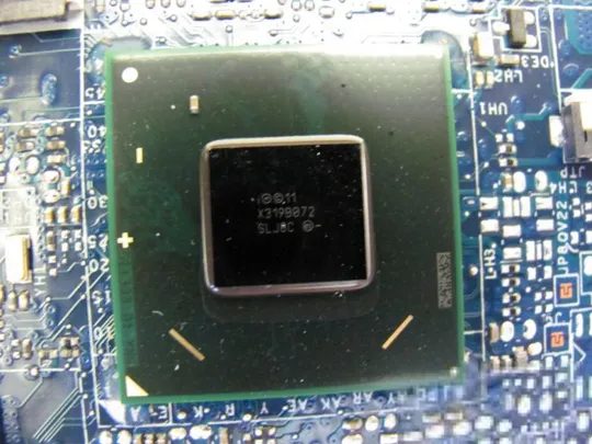 №8-19 материнська плата 0PYFNX QCL20 U04 для DELL VOSTRO 3560 оригінал З аукціону