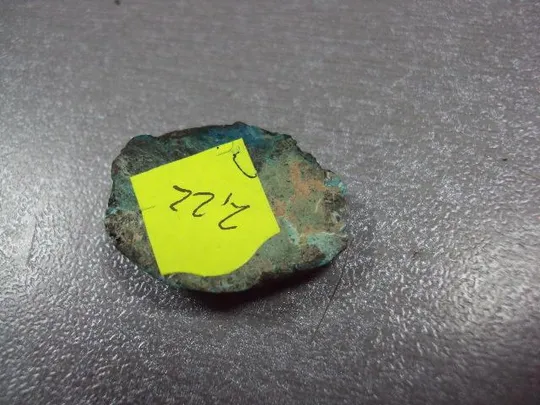 Камень хризоколл зеленый для ювелирных изделий вес 2,3 г 6 х 24 х 18 мм №13272 Де купити