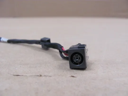 Купити номер0905-4 роз'єм живлення  0MJ0HM DC30100VH00 для Dell Precision 7710 M7710 7720 оригінал