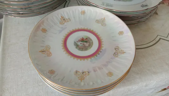 набір посуду &quot;MADONNA&quot; Німеччина 46 предметів ДДР Недорого