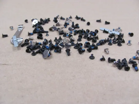 номер0900-7  комплектуюче гвинти для Dell Precision 7510 7520 P53F оригінал Продаж